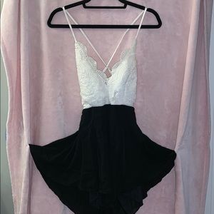 NEVER WORN Romantic lace romper